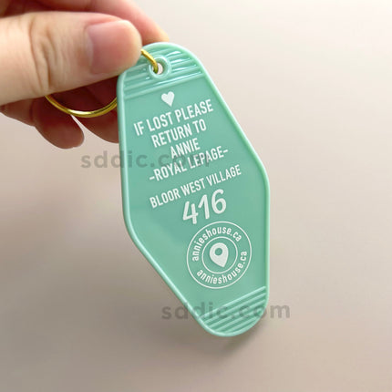 Bulk Custom Retro Hotel Motel Plastic Keychains with Brand Logo For Giveaways